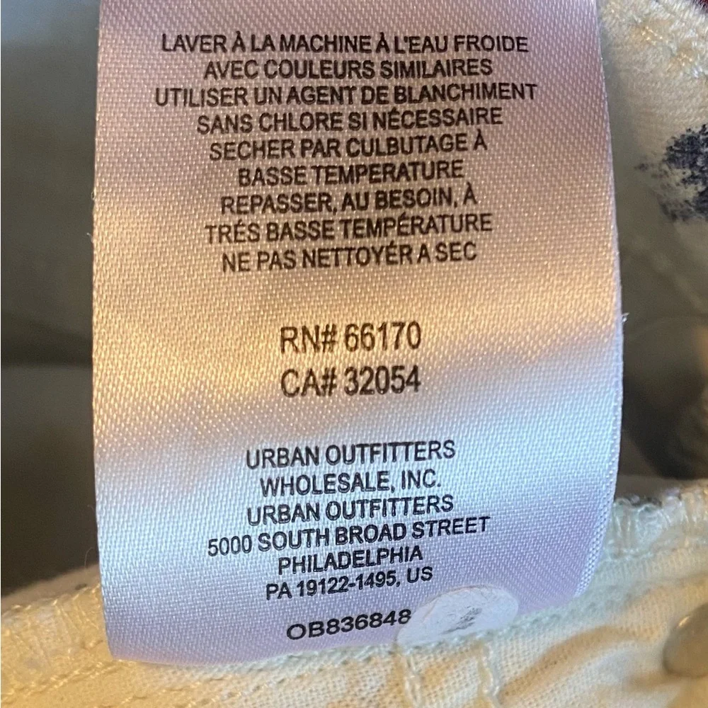 Free People Ikat Print Straight Leg Jeans Blue White Frayed Hem Size 27 OB836848
